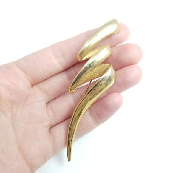 Vintage Gold Tone Zig Zag Brooch, Long Lapel Pin, Retro 80s Design - Picture 5 of 6
